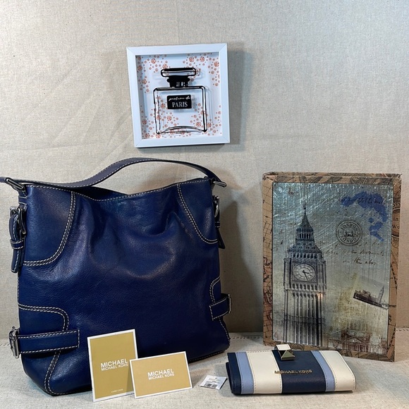 MICHAEL KORS Leather Hobo/Shoulder w/lg. Karla Wallet - NWT - Picture 2 of 9